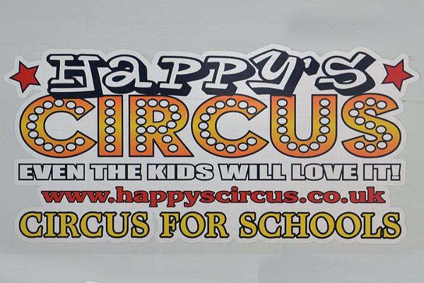 1. Circus.jpg